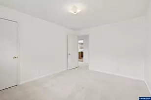 4087 Beverly Ave NE, Salem, OR 97305 - Photo 14