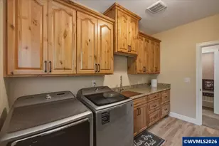 240 Meyer St, Detroit, OR 97342 - Photo 28