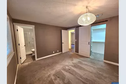 540 Wormwood Dr SE, Salem, OR 97306 - Photo 10