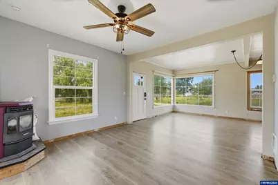 13600 McKinley Ln NW, Salem, OR 97304 - Photo 14