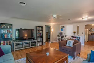 390 W D St, Lebanon, OR 97355 - Photo 12