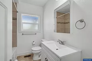 204 24th St NE, Salem, OR 97301 - Photo 12