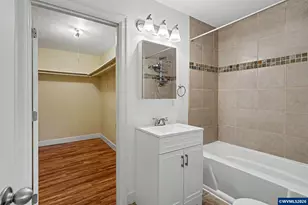 204 24th St NE, Salem, OR 97301 - Photo 24