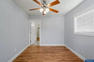 204 24th St NE, Salem, OR 97301 - Photo 26