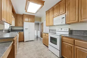 1901 Long St, Sweet Home, OR 97386 - Photo 16