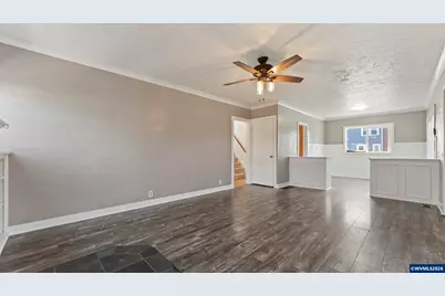 1901 Long St, Sweet Home, OR 97386 - Photo 6