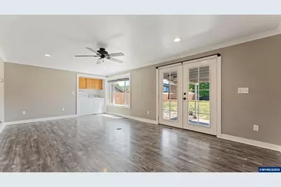 1901 Long St, Sweet Home, OR 97386 - Photo 8