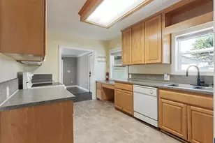 1901 Long St, Sweet Home, OR 97386 - Photo 12