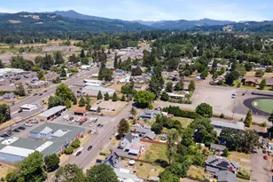 1901 Long St, Sweet Home, OR 97386 - Photo 38