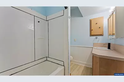 1901 Long St, Sweet Home, OR 97386 - Photo 16