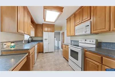 1901 Long St, Sweet Home, OR 97386 - Photo 14