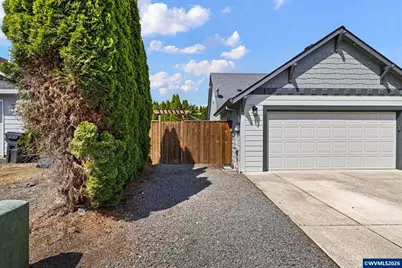 495 Lavender St, Silverton, OR 97381 - Photo 4