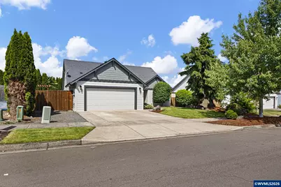 495 Lavender St, Silverton, OR 97381 - Photo 2