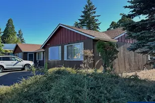 170 SW Levens St, Dallas, OR 97338 - Photo 2