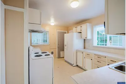 720 Rosemont Av NW, Salem, OR 97304 - Photo 18
