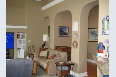 4702 SW Birdsong Dr, Corvallis, OR 97333 - Photo 2