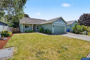 1236 Trent Ave N, Keizer, OR 97303 - Photo 2