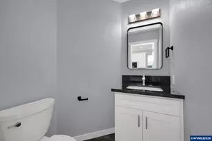 2132 Willona Dr Dr, Eugene, OR 97408 - Photo 12