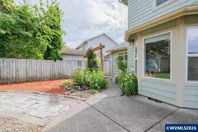 7416 Parkplace Dr NE, Keizer, OR 97303 - Photo 36