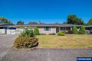 215 46th Ave SE, Salem, OR 97317 - Photo 2