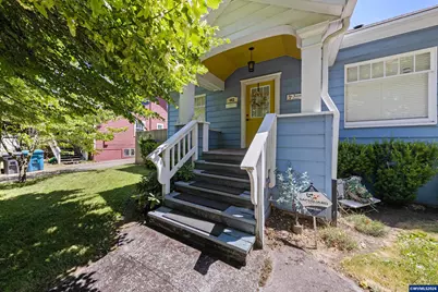 442 23rd St SE, Salem, OR 97301 - Photo 2