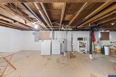 442 23rd St SE, Salem, OR 97301 - Photo 30