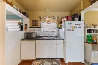 442 23rd St SE, Salem, OR 97301 - Photo 10
