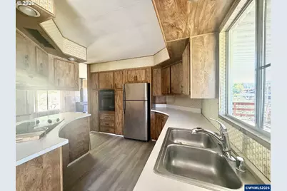 76582 Davis Rd, Oakridge, OR 97463 - Photo 12