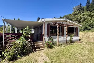 76582 Davis Rd, Oakridge, OR 97463 - Photo 1