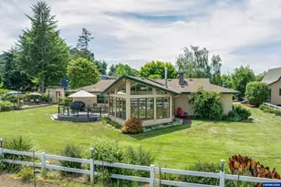 30248 S Barlow Rd, Hubbard, OR 97032 - Photo 4