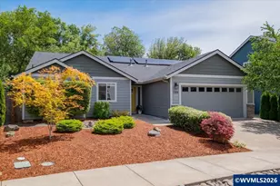 188 NW Beaver Ct, Dallas, OR 97338 - Photo 2