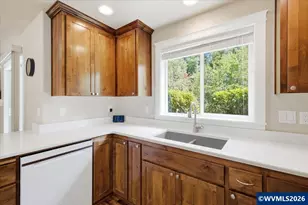 188 NW Beaver Ct, Dallas, OR 97338 - Photo 14