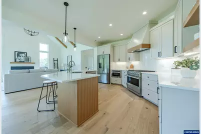 88368 Jessie James Ln, Veneta, OR 97487 - Photo 16