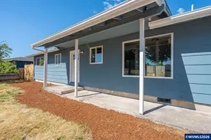 820 12th St, Lebanon, OR 97355 - Photo 6