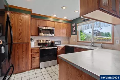 1775 Anthony Av, Cottage Grove, OR 97424 - Photo 6