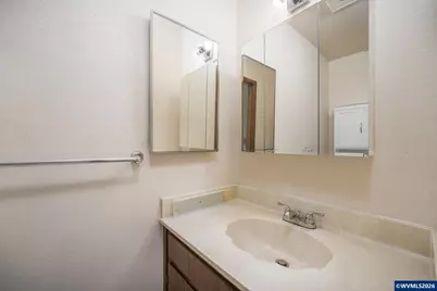 607 32nd Av SE, Albany, OR 97322 - Photo 12