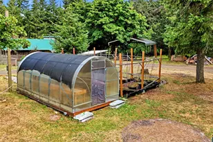 825 SW Pioneer Dr, Willamina, OR 97396 - Photo 8
