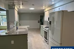 3386 48th Ave NE, Salem, OR 97305 - Photo 8