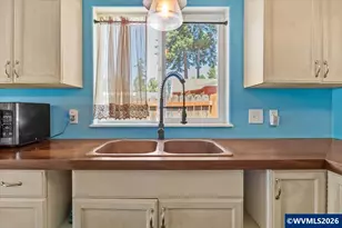 1608 9th Ave, Sweet Home, OR 97386 - Photo 16