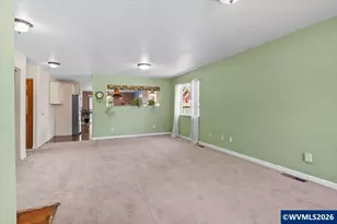 1608 9th Ave, Sweet Home, OR 97386 - Photo 2