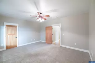 811 Northpoint Lp, Brownsville, OR 97327 - Photo 22