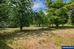 37625 Sunset Ln, Brownsville, OR 97327 - Photo 22