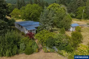 37625 Sunset Ln, Brownsville, OR 97327 - Photo 4