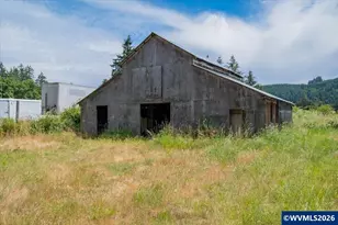 37625 Sunset Ln, Brownsville, OR 97327 - Photo 40