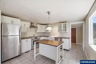 37625 Sunset Ln, Brownsville, OR 97327 - Photo 8