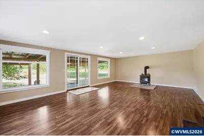 37625 Sunset Ln, Brownsville, OR 97327 - Photo 14
