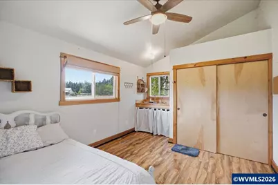 37625 Sunset Ln, Brownsville, OR 97327 - Photo 34