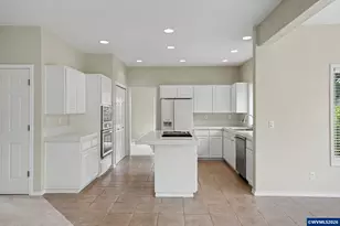 482 Yellowstone Dr, Monmouth, OR 97361 - Photo 12