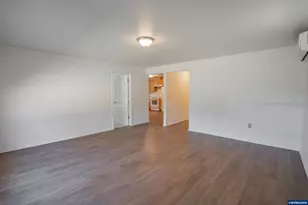 951 Dogwood St, Sweet Home, OR 97386 - Photo 26