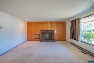 951 Dogwood St, Sweet Home, OR 97386 - Photo 14